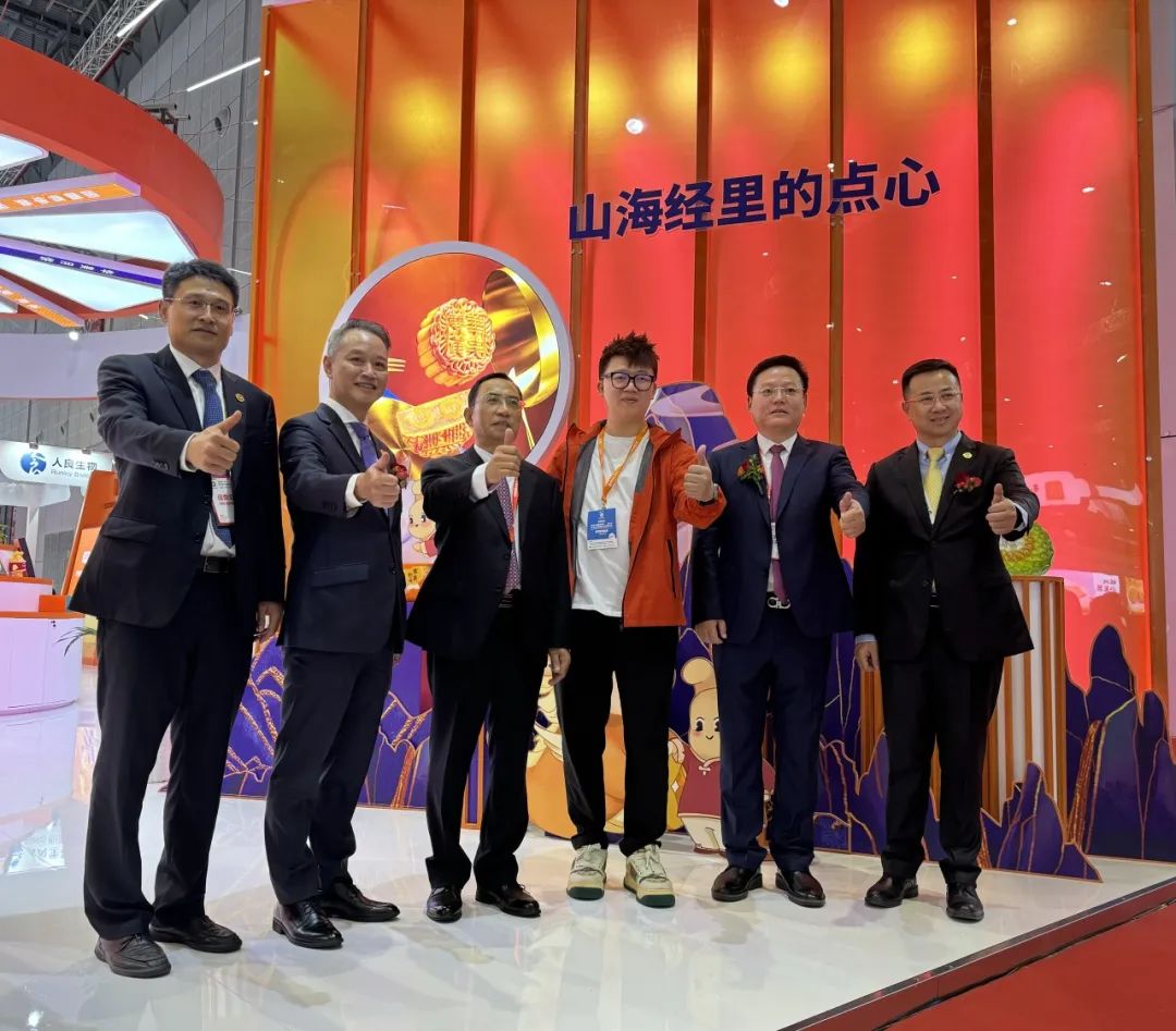 华美食品集团亮相中国国际焙烤展! 华美食品集团亮相中国国际焙烤展!